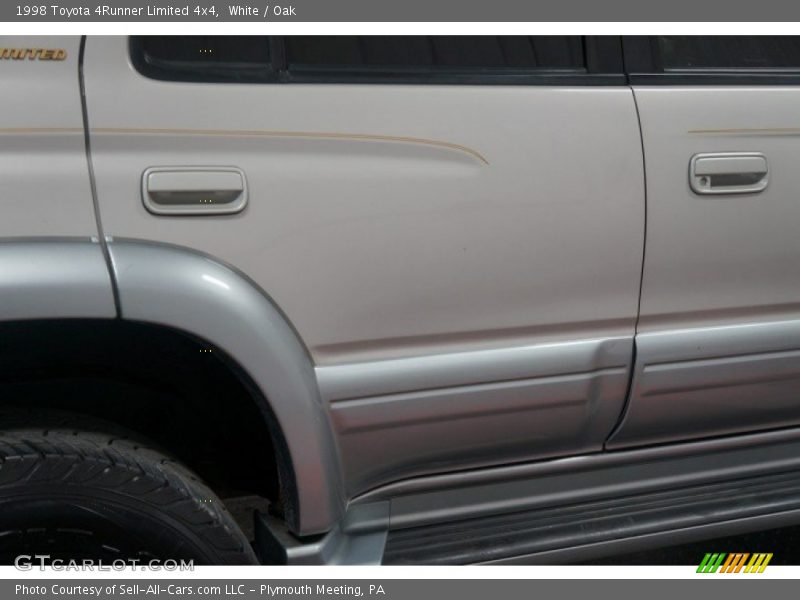 White / Oak 1998 Toyota 4Runner Limited 4x4