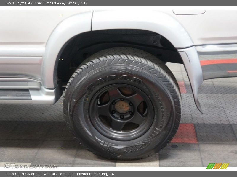 White / Oak 1998 Toyota 4Runner Limited 4x4