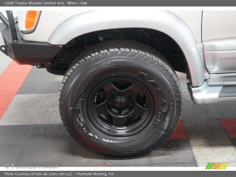 White / Oak 1998 Toyota 4Runner Limited 4x4