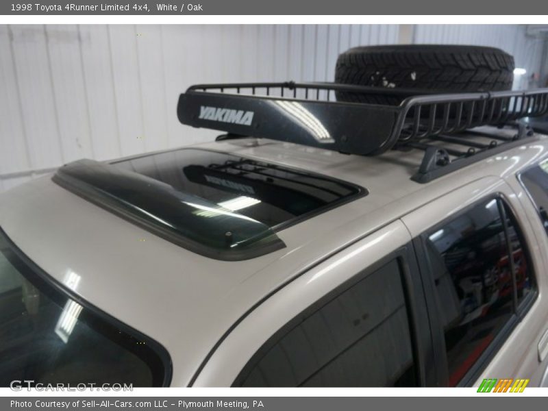 White / Oak 1998 Toyota 4Runner Limited 4x4