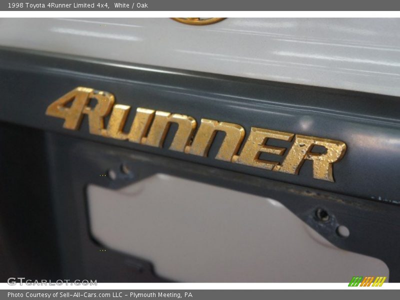 White / Oak 1998 Toyota 4Runner Limited 4x4