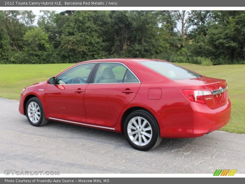 Barcelona Red Metallic / Ivory 2012 Toyota Camry Hybrid XLE