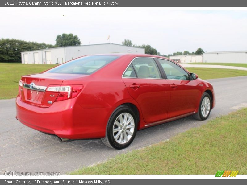 Barcelona Red Metallic / Ivory 2012 Toyota Camry Hybrid XLE