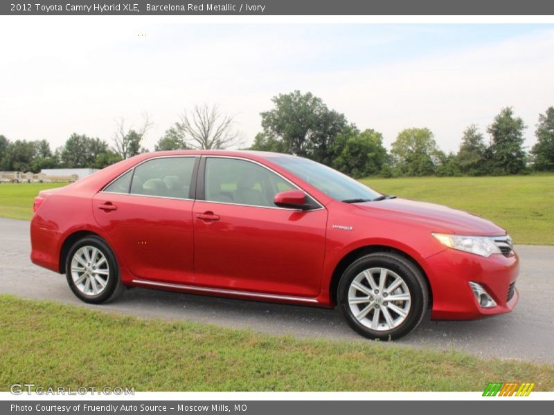 Barcelona Red Metallic / Ivory 2012 Toyota Camry Hybrid XLE