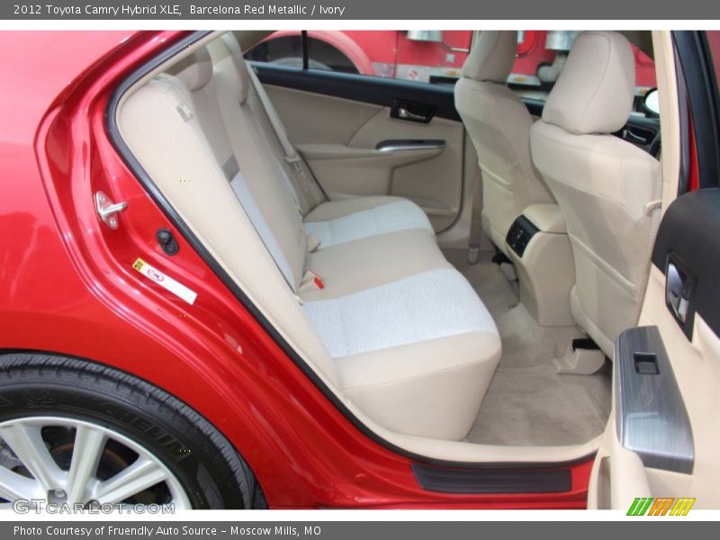 Barcelona Red Metallic / Ivory 2012 Toyota Camry Hybrid XLE