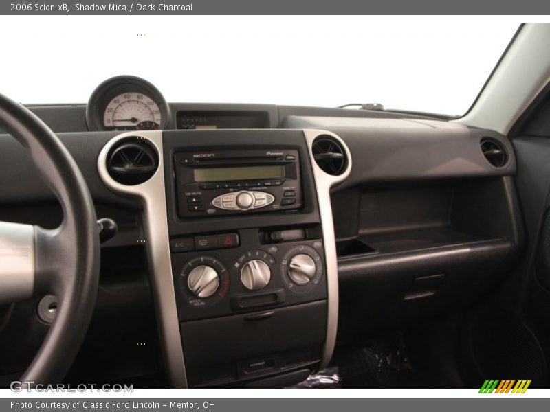 Shadow Mica / Dark Charcoal 2006 Scion xB