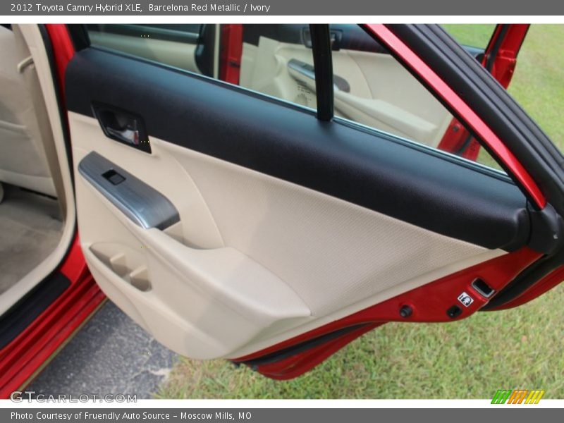 Barcelona Red Metallic / Ivory 2012 Toyota Camry Hybrid XLE