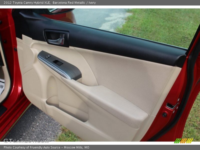 Barcelona Red Metallic / Ivory 2012 Toyota Camry Hybrid XLE