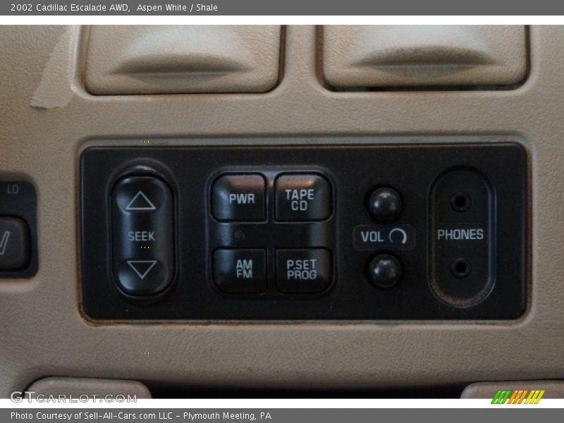 Aspen White / Shale 2002 Cadillac Escalade AWD