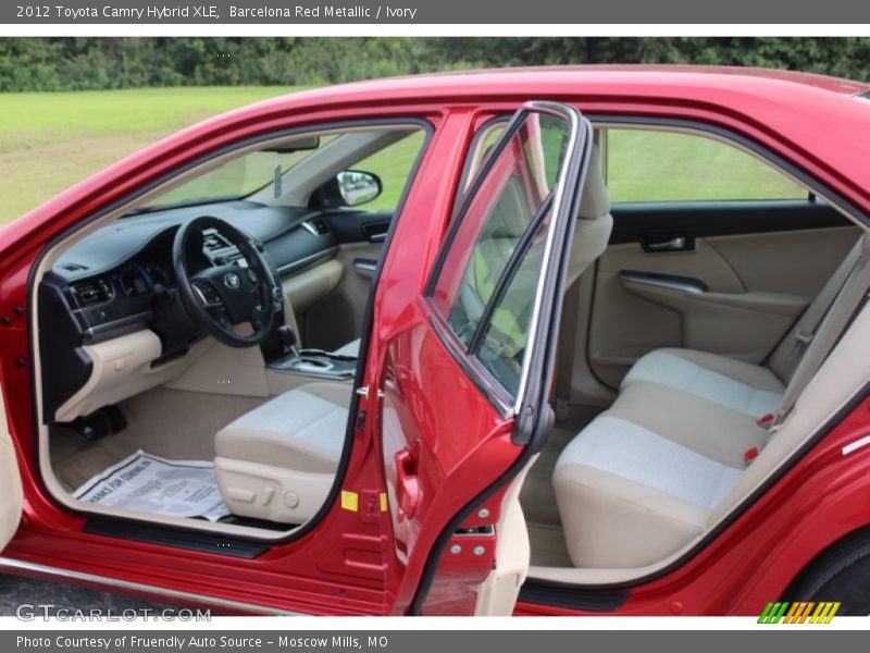 Barcelona Red Metallic / Ivory 2012 Toyota Camry Hybrid XLE