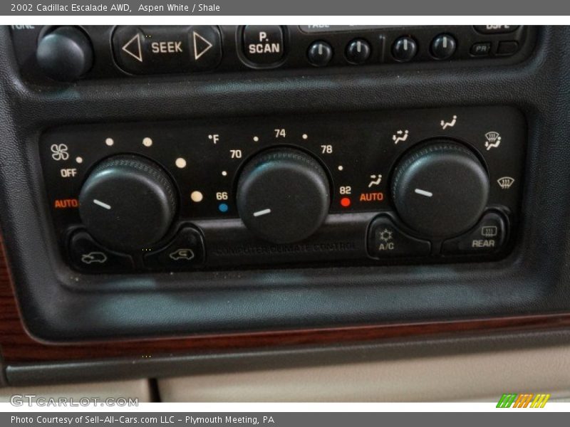 Aspen White / Shale 2002 Cadillac Escalade AWD