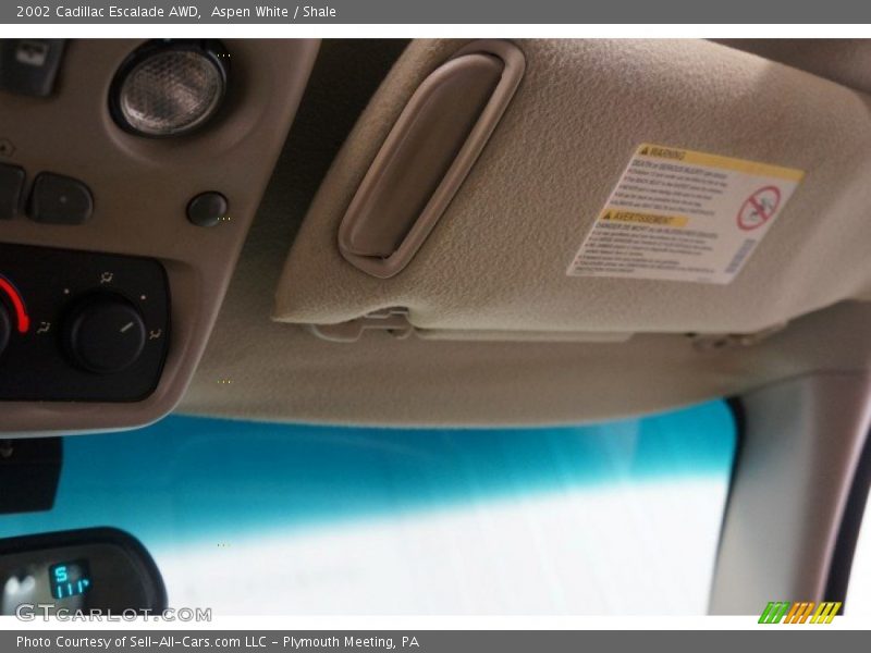 Aspen White / Shale 2002 Cadillac Escalade AWD
