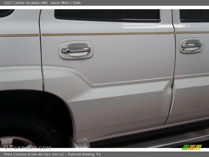 Aspen White / Shale 2002 Cadillac Escalade AWD