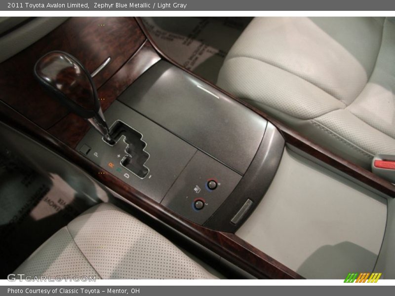 Zephyr Blue Metallic / Light Gray 2011 Toyota Avalon Limited