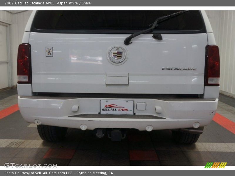 Aspen White / Shale 2002 Cadillac Escalade AWD