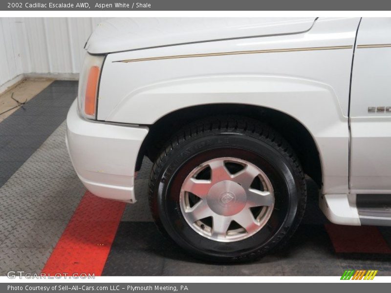 Aspen White / Shale 2002 Cadillac Escalade AWD