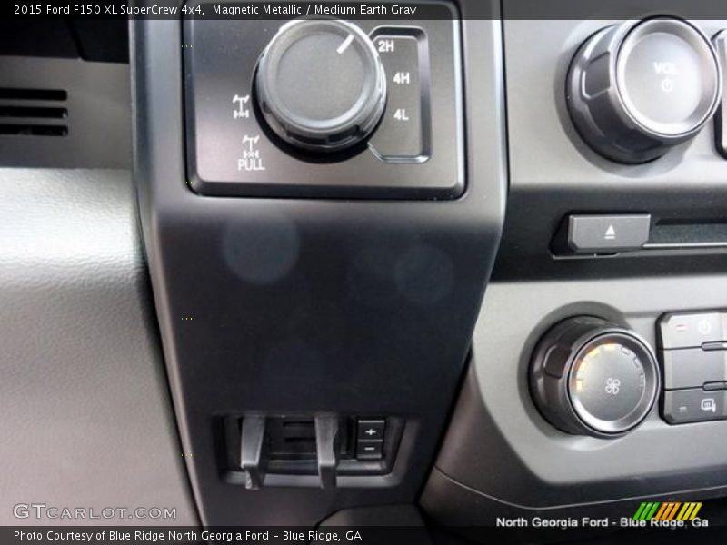 Magnetic Metallic / Medium Earth Gray 2015 Ford F150 XL SuperCrew 4x4