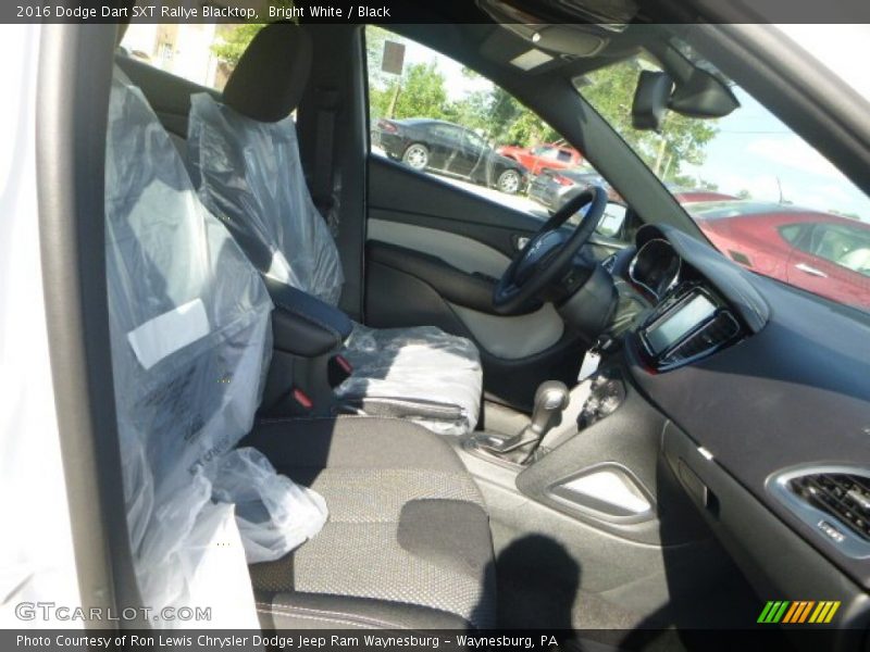 Bright White / Black 2016 Dodge Dart SXT Rallye Blacktop