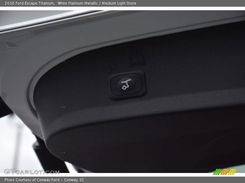 White Platinum Metallic / Medium Light Stone 2016 Ford Escape Titanium
