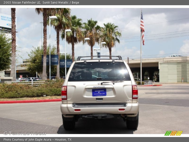 Sunlit Sand Metallic / Beige 2003 Nissan Pathfinder LE