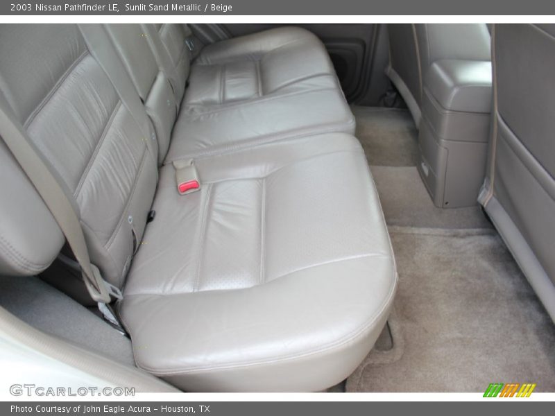Sunlit Sand Metallic / Beige 2003 Nissan Pathfinder LE