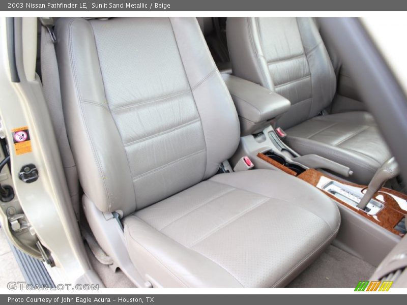 Sunlit Sand Metallic / Beige 2003 Nissan Pathfinder LE