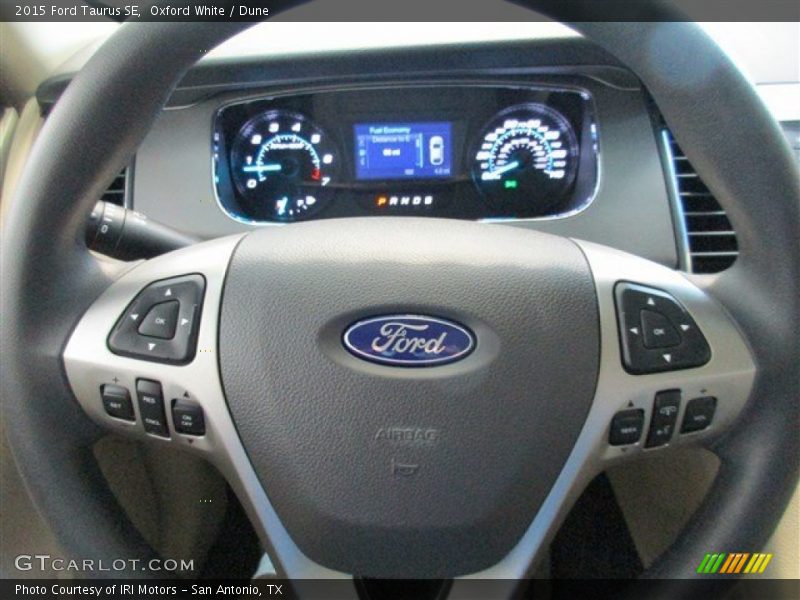 Oxford White / Dune 2015 Ford Taurus SE