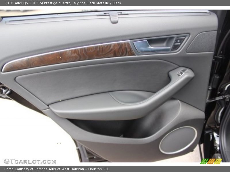 Mythos Black Metallic / Black 2016 Audi Q5 3.0 TFSI Prestige quattro
