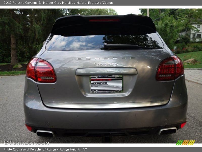 Meteor Grey Metallic / Natural Espresso/Cognac 2012 Porsche Cayenne S