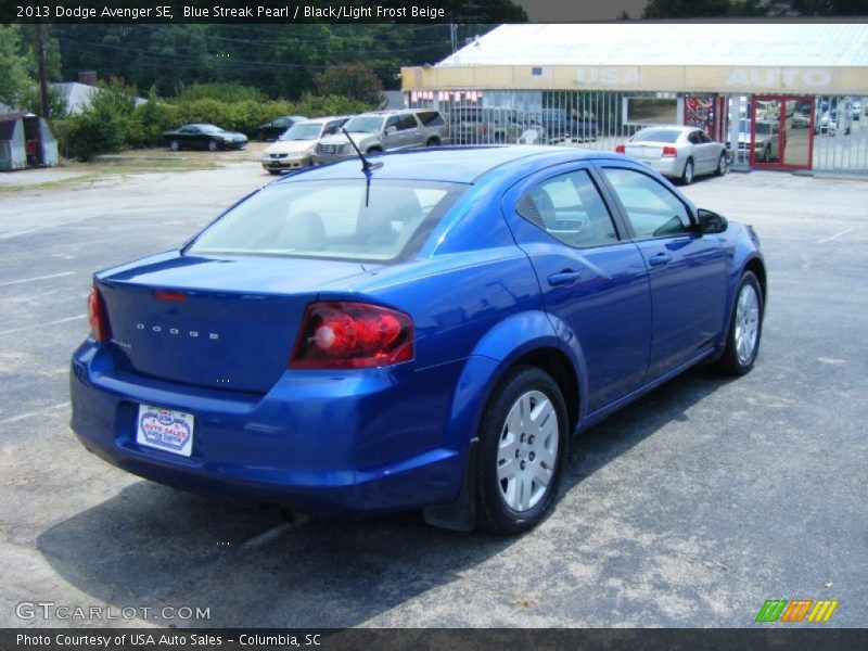 Blue Streak Pearl / Black/Light Frost Beige 2013 Dodge Avenger SE