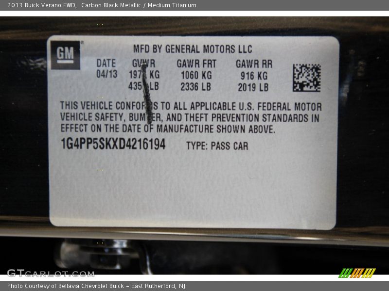 Carbon Black Metallic / Medium Titanium 2013 Buick Verano FWD