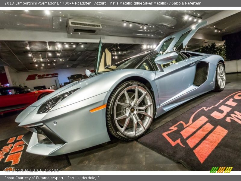 Azzuro Thetis Metallic (Blue Silver Metallic) / Sabbia Nefertem 2013 Lamborghini Aventador LP 700-4 Roadster