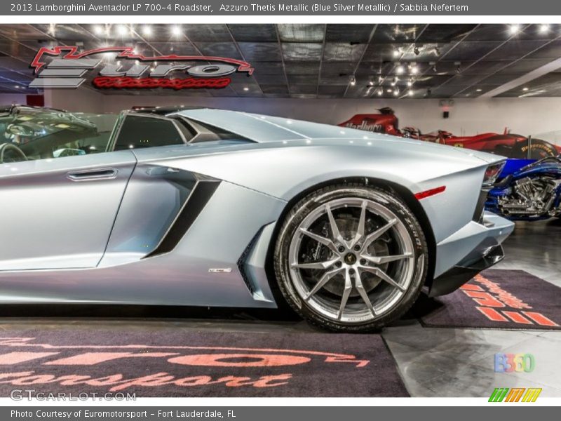 Azzuro Thetis Metallic (Blue Silver Metallic) / Sabbia Nefertem 2013 Lamborghini Aventador LP 700-4 Roadster