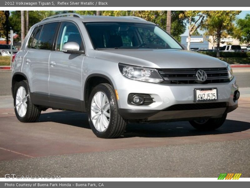 Reflex Silver Metallic / Black 2012 Volkswagen Tiguan S