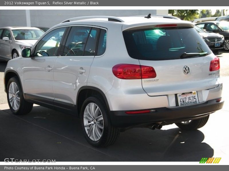 Reflex Silver Metallic / Black 2012 Volkswagen Tiguan S