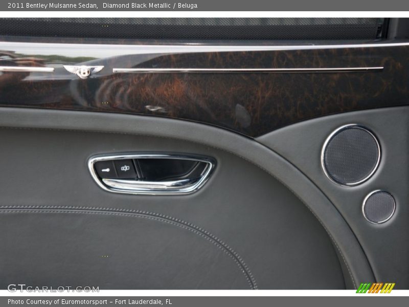 Diamond Black Metallic / Beluga 2011 Bentley Mulsanne Sedan