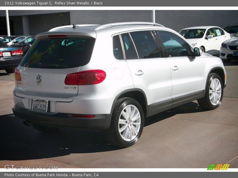 Reflex Silver Metallic / Black 2012 Volkswagen Tiguan S
