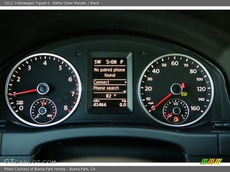 Reflex Silver Metallic / Black 2012 Volkswagen Tiguan S