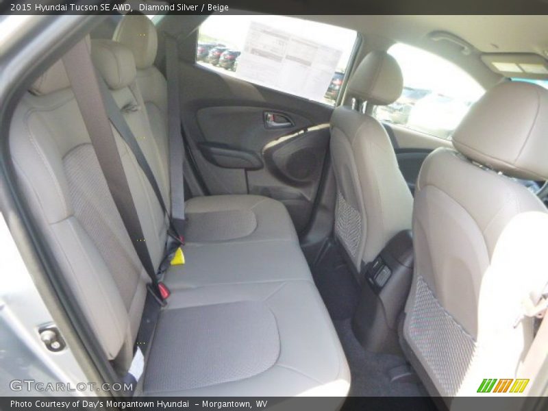 Diamond Silver / Beige 2015 Hyundai Tucson SE AWD