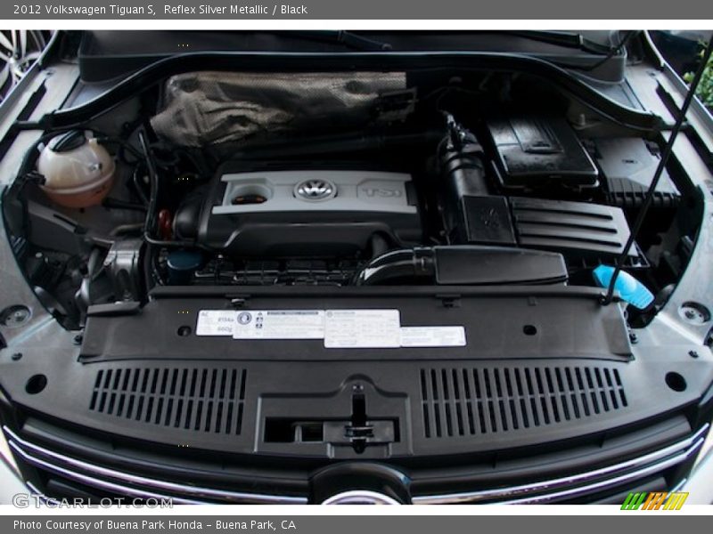 Reflex Silver Metallic / Black 2012 Volkswagen Tiguan S