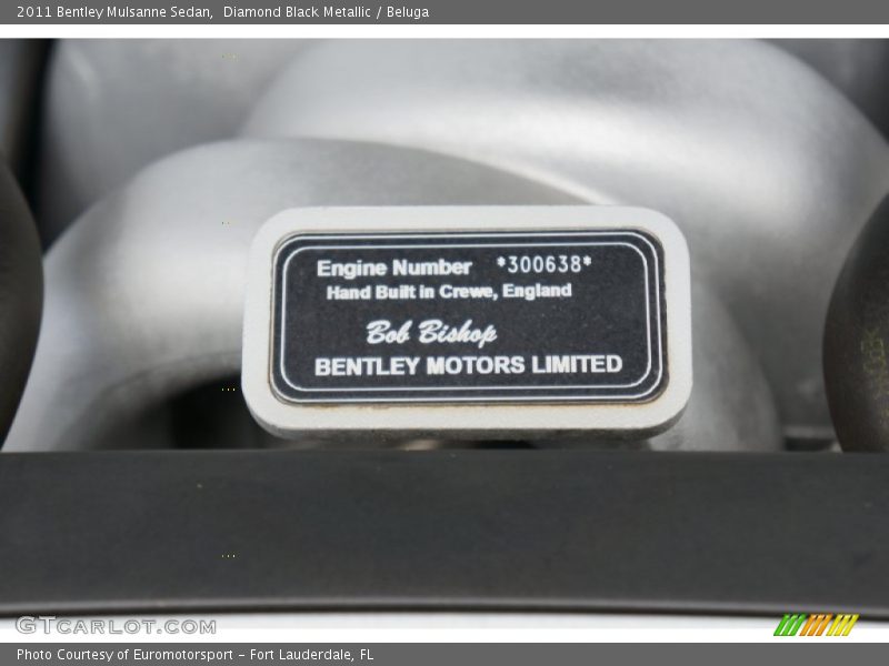 Diamond Black Metallic / Beluga 2011 Bentley Mulsanne Sedan
