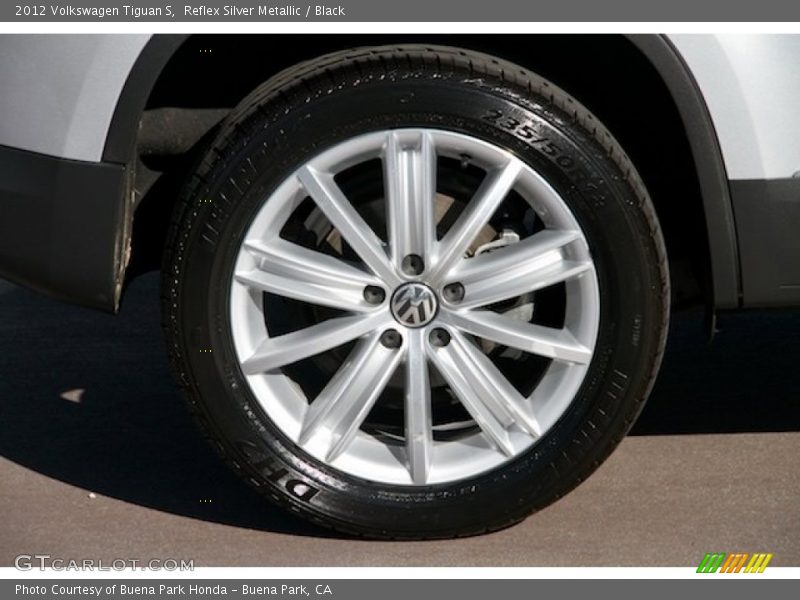 Reflex Silver Metallic / Black 2012 Volkswagen Tiguan S