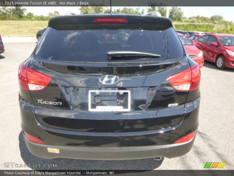 Ash Black / Beige 2015 Hyundai Tucson SE AWD