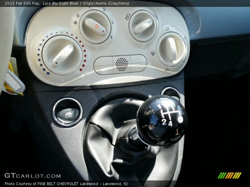 Luce Blu (Light Blue) / Grigio/Avorio (Gray/Ivory) 2013 Fiat 500 Pop