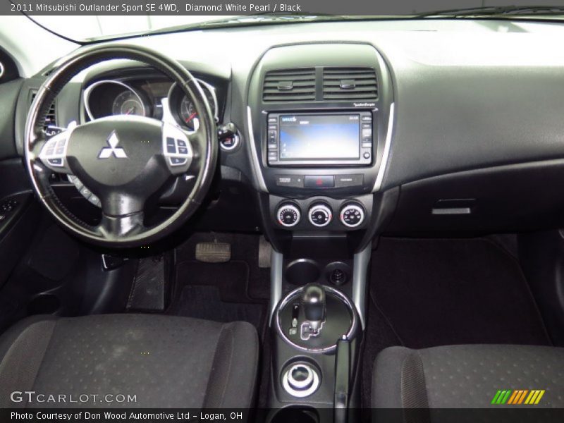 Diamond White Pearl / Black 2011 Mitsubishi Outlander Sport SE 4WD