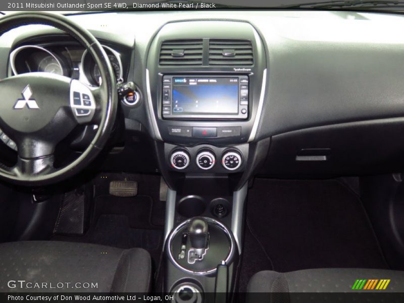 Diamond White Pearl / Black 2011 Mitsubishi Outlander Sport SE 4WD