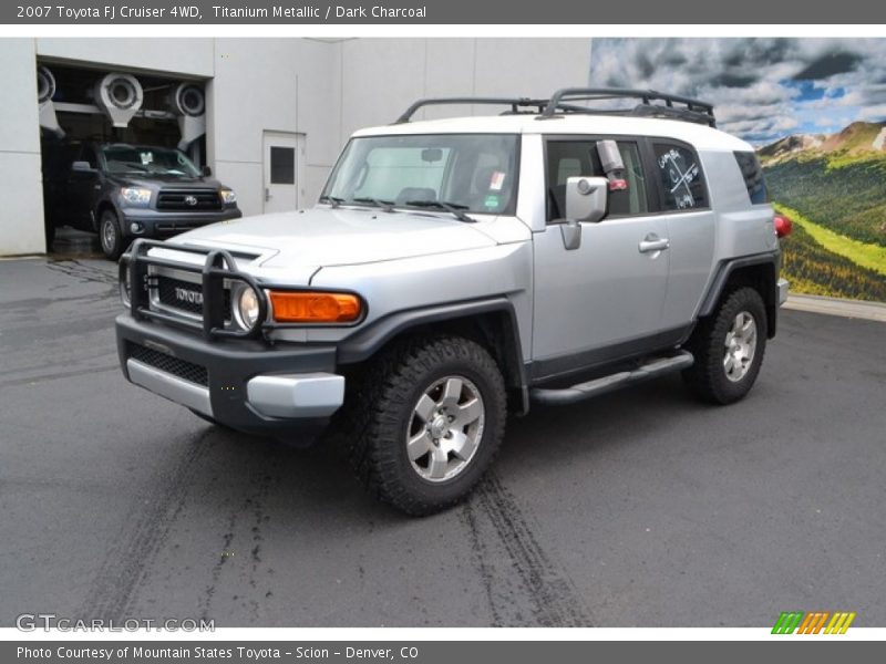 Titanium Metallic / Dark Charcoal 2007 Toyota FJ Cruiser 4WD