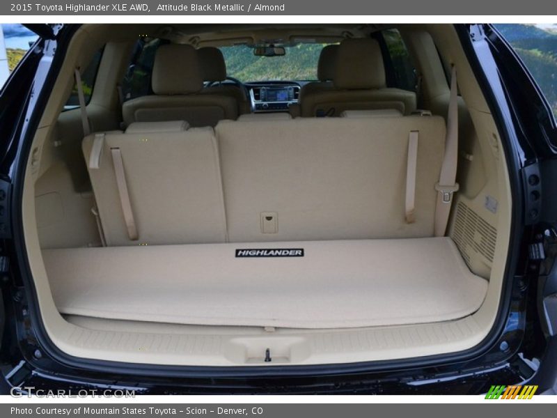Attitude Black Metallic / Almond 2015 Toyota Highlander XLE AWD
