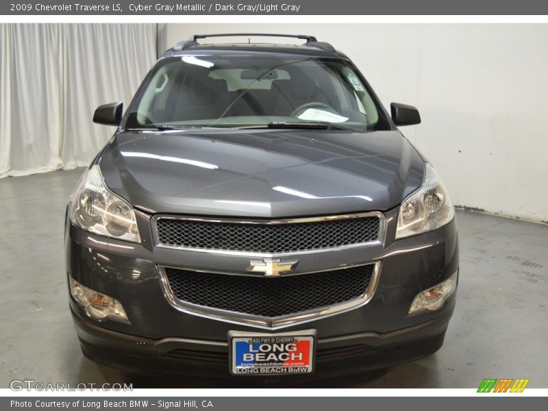 Cyber Gray Metallic / Dark Gray/Light Gray 2009 Chevrolet Traverse LS