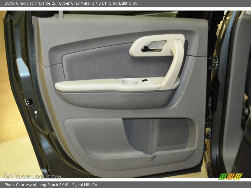 Cyber Gray Metallic / Dark Gray/Light Gray 2009 Chevrolet Traverse LS